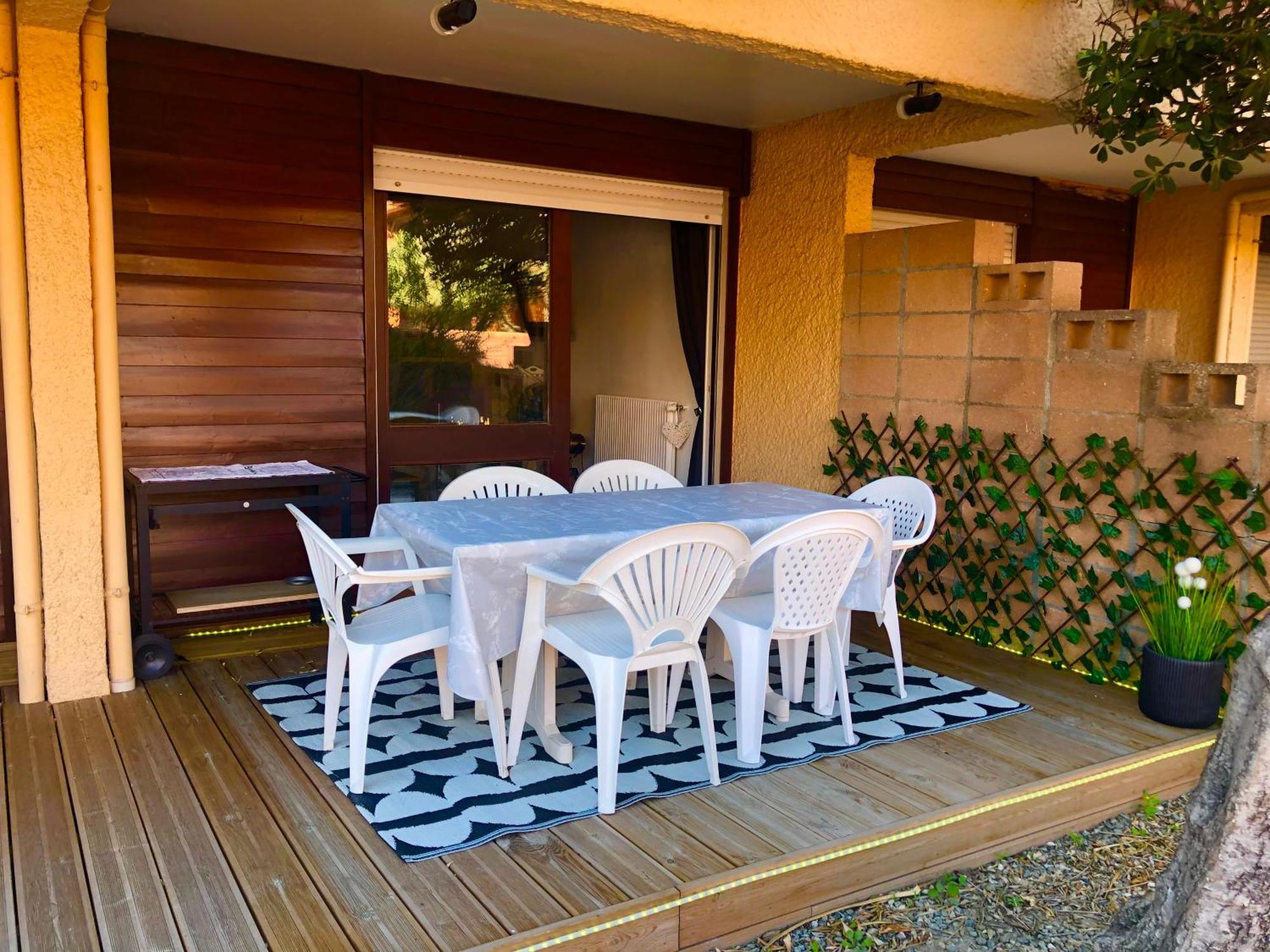 Golf Saint Cyprien Ground Floor 2 Bedrooms Apartment With Terrace エクステリア 写真