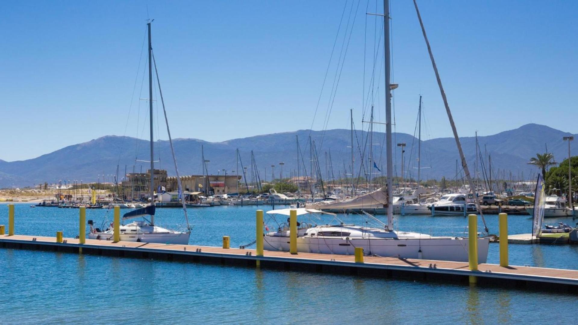 Golf Saint Cyprien Ground Floor 2 Bedrooms Apartment With Terrace エクステリア 写真