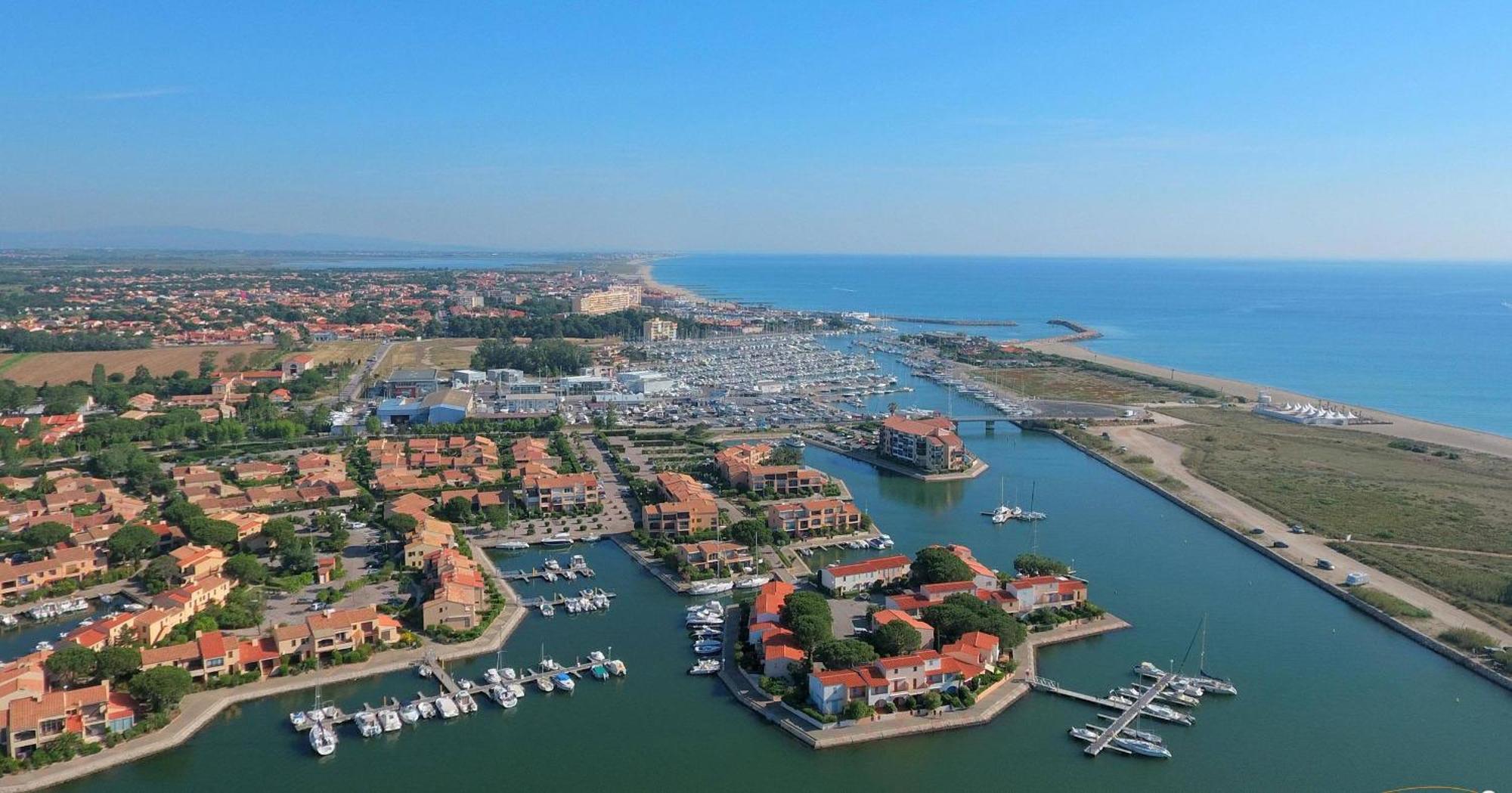 Golf Saint Cyprien Ground Floor 2 Bedrooms Apartment With Terrace エクステリア 写真